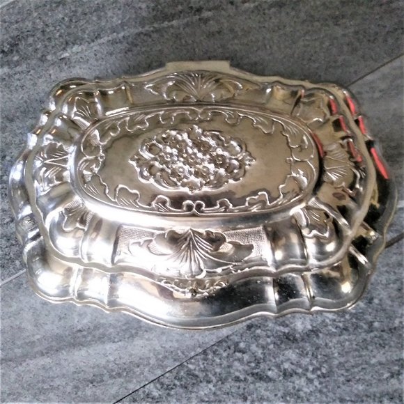 Vintage Vera Lucino Silver Plated Trinket Box - Picture 1 of 7